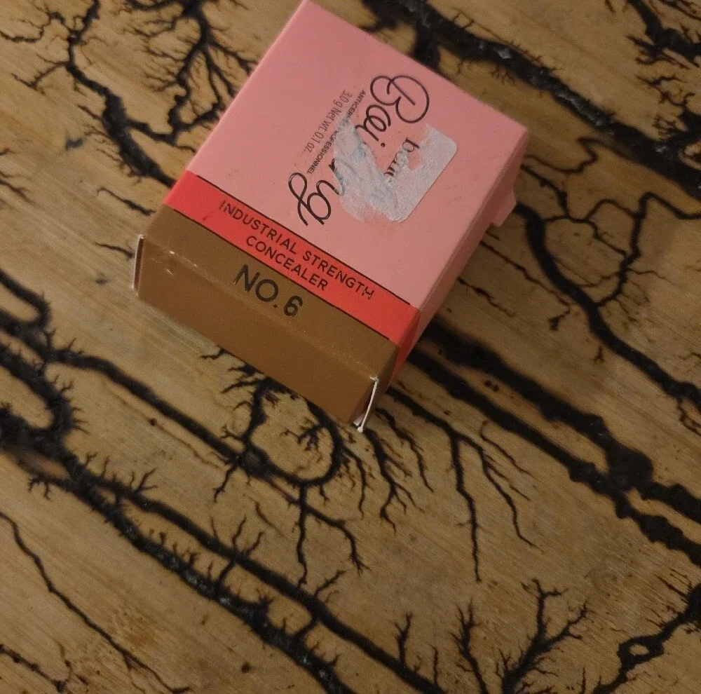 Benefit Boi-ing Industrial Strength Concealer - No 6 Full Coverage NIB Brown